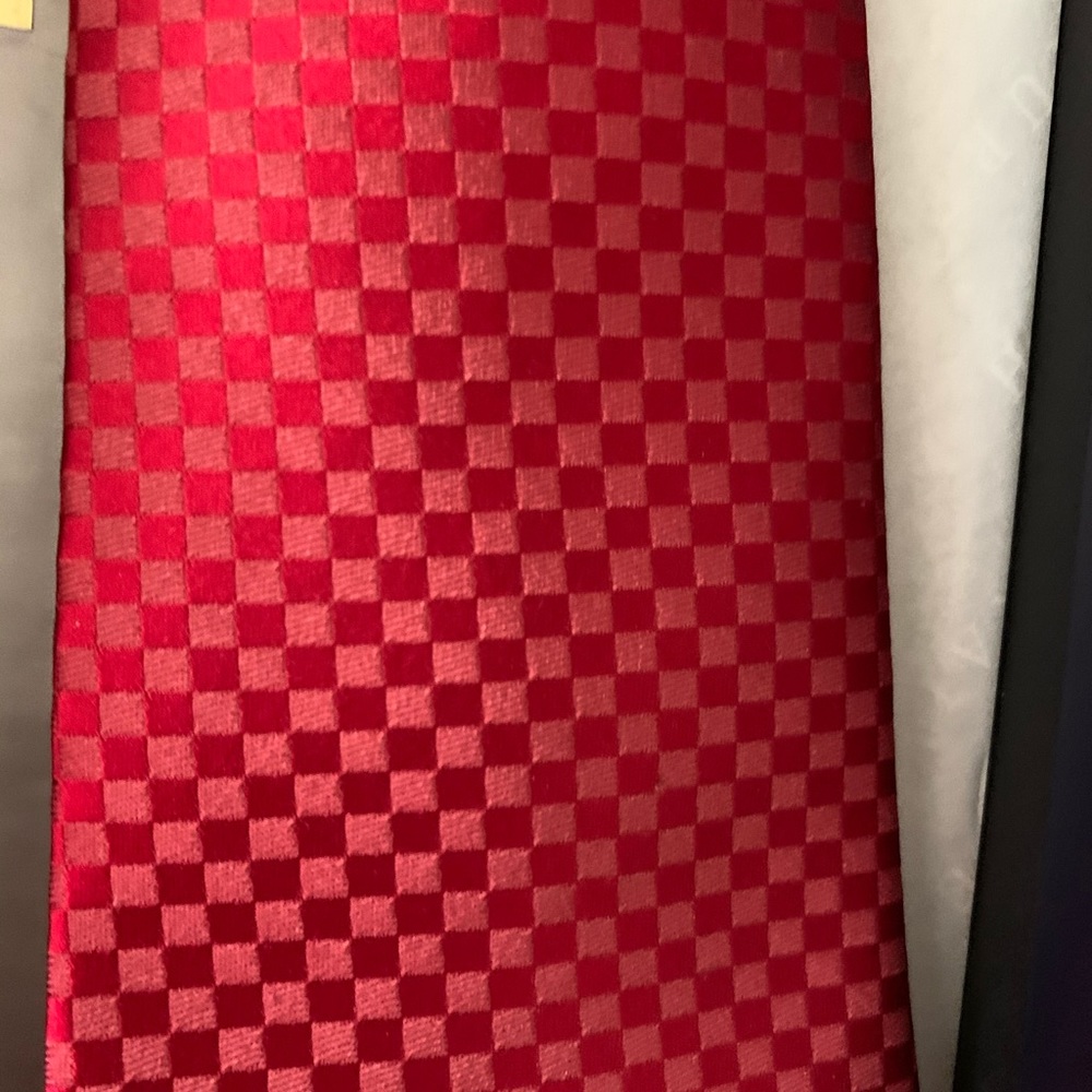Tie - Picture 2 of 3